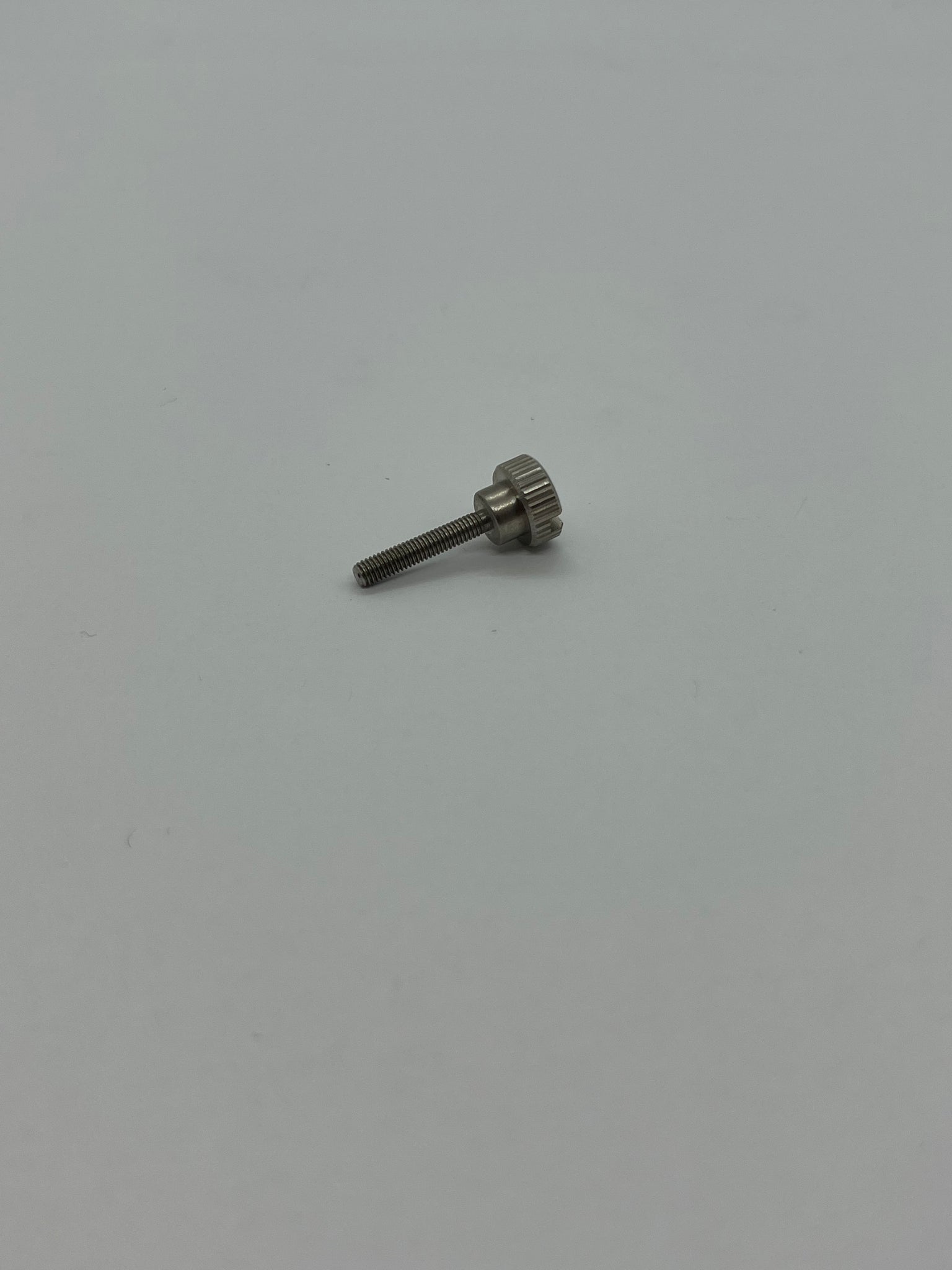 16 mm Fastener
